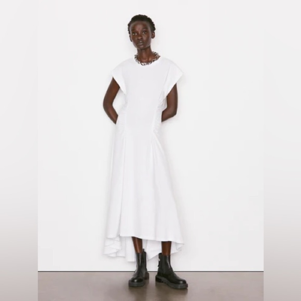 Frame Fit and Flare T-shirt Dress in White size S. Brand new
